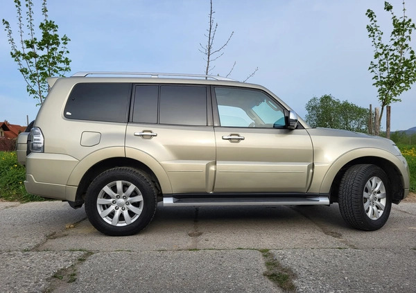 Mitsubishi Pajero cena 95000 przebieg: 187000, rok produkcji 2011 z Cieszyn małe 211